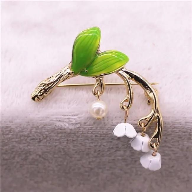 Fashionable Leaf Drop Oil Brooch Flower Pearl Pin Brooch