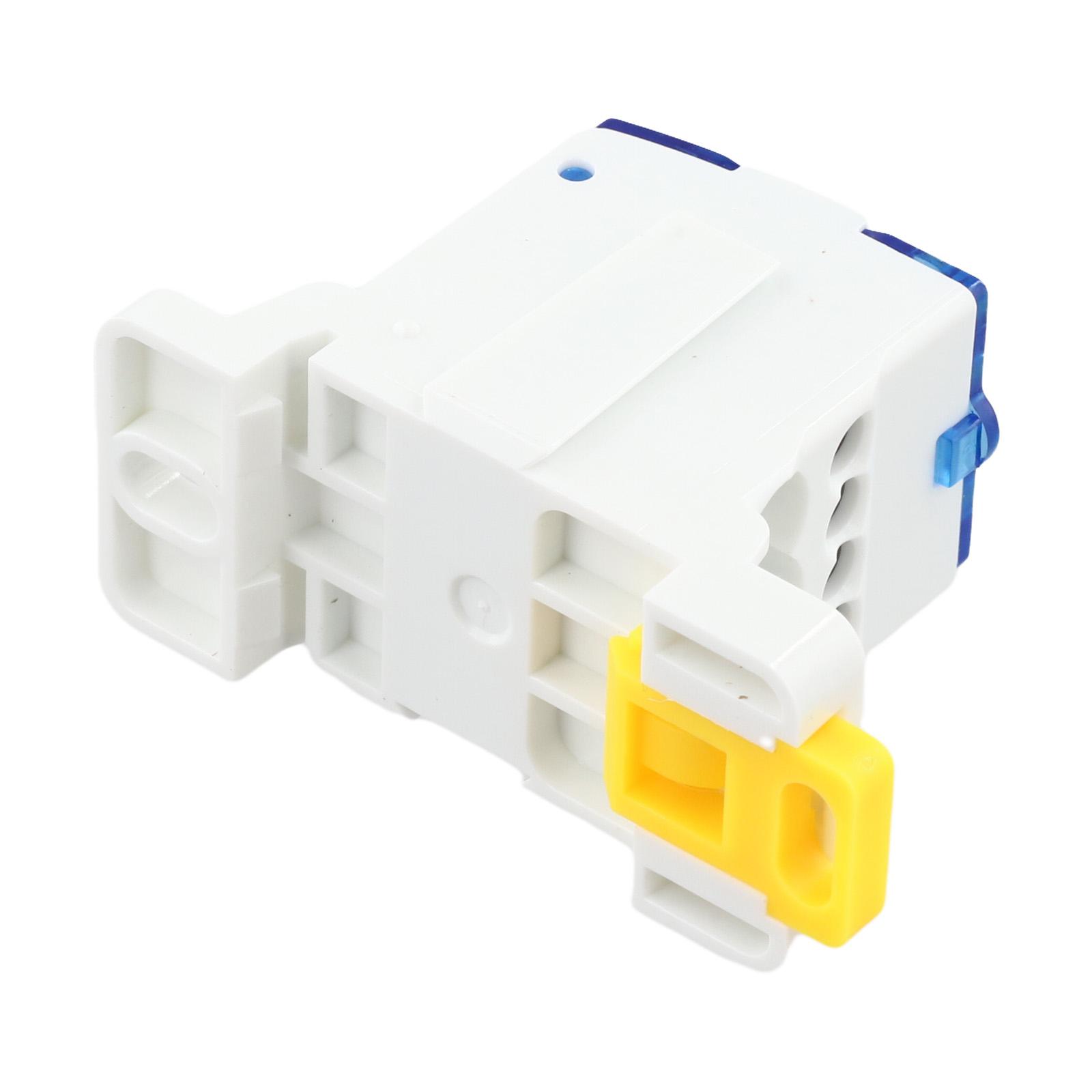

69.2*45.9*29.5mm Junction Box Electrical Junction Electrical Connector 1-in 6-out Configuration AC 690V Power Distribution China Mainland