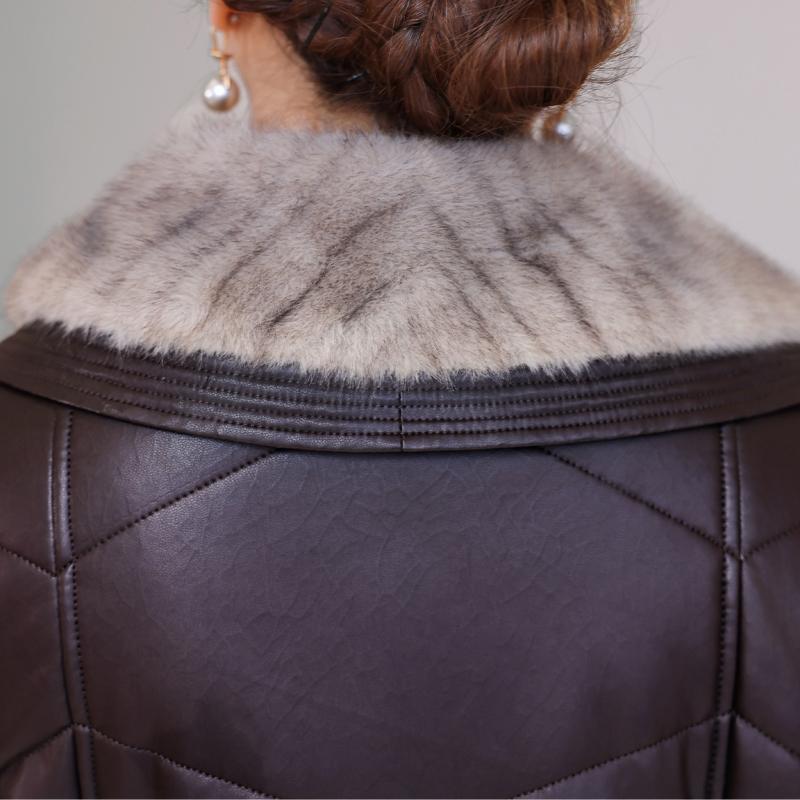 Middle Age Woman Winter Long Faux Sheepskin Coats Fur Collar Elegant Thick Warm Winter Parkas Female Leather Jacket
