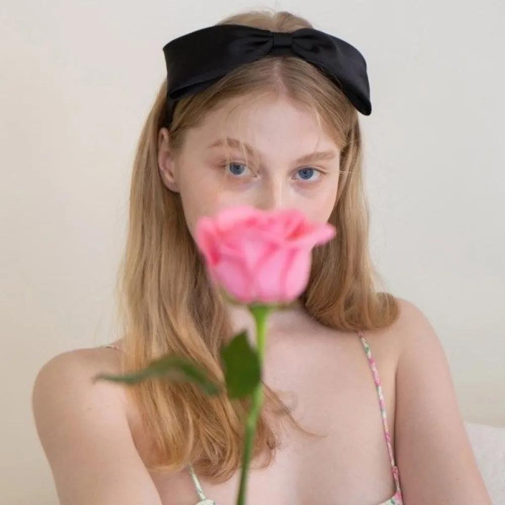 black satin ribbon hairband