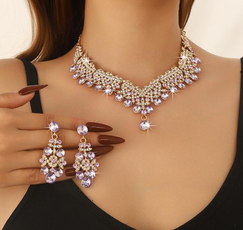 Atmospheric Rhinestones, Silver-plated Bride Jewelry, Necklace, Stud Earrings, Bracelet Set, Dress Accessories.