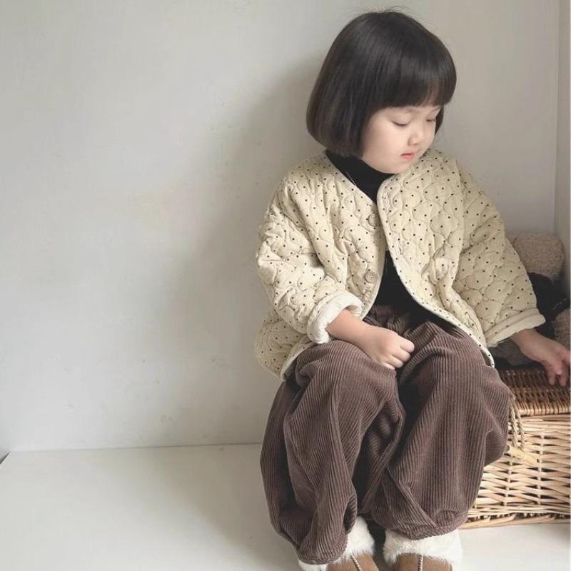 Girls' coat autumn and winter boys and girls baby versatile loose point children's high-quality cotton-padded clothes thickened