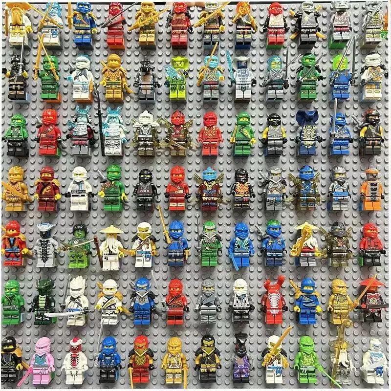 Set of action figures Superheroes random 40 pieces + Free 1 large toy