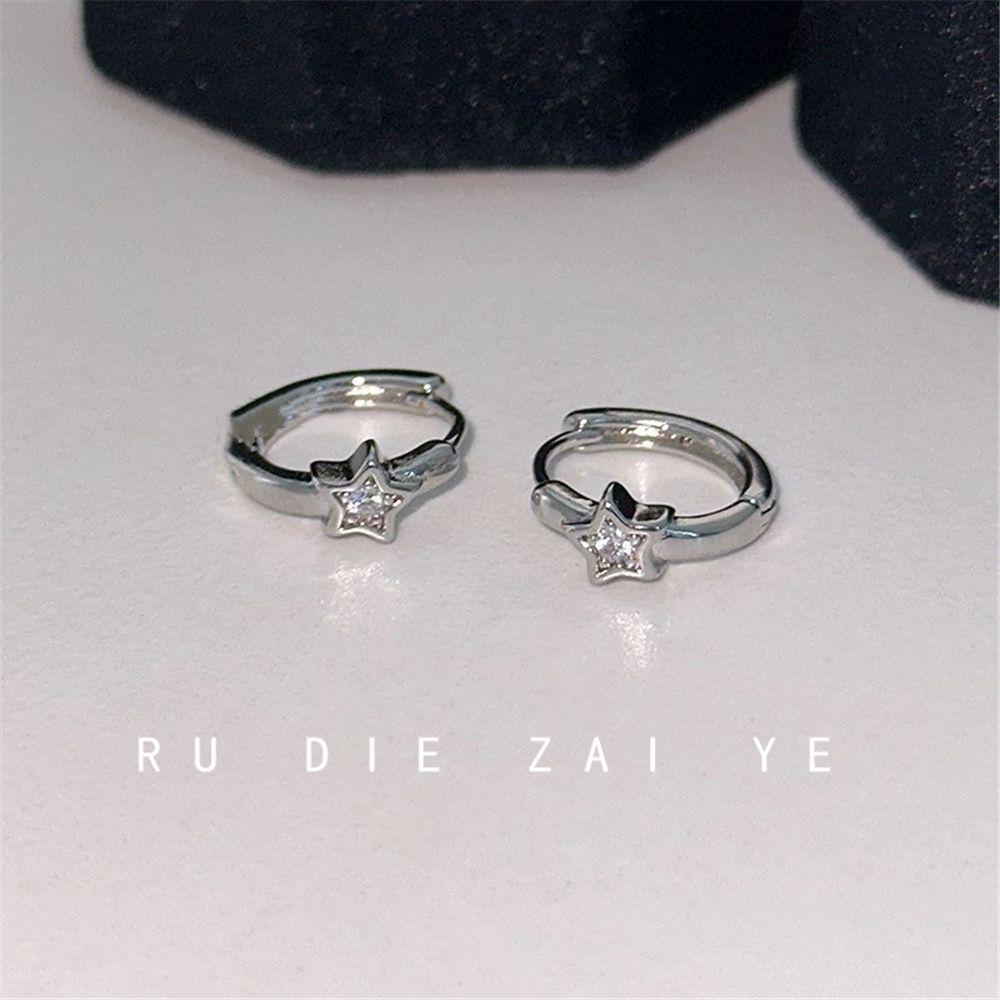 

Sun Star Zirconia Asymmetric Double Piercing Hoop Earrings