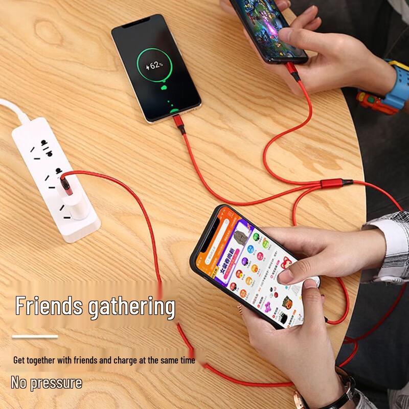 3-in-1 Retractable Charging Cable