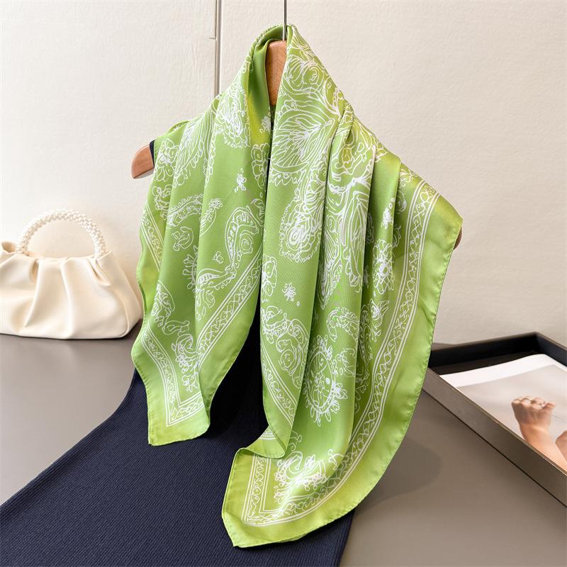 New Paisley Print Silk Scarf For Women Square Hijab Soft Neck Tie Female Fashion Decoration Silk Headscarf 70*70Cm Kerchief
