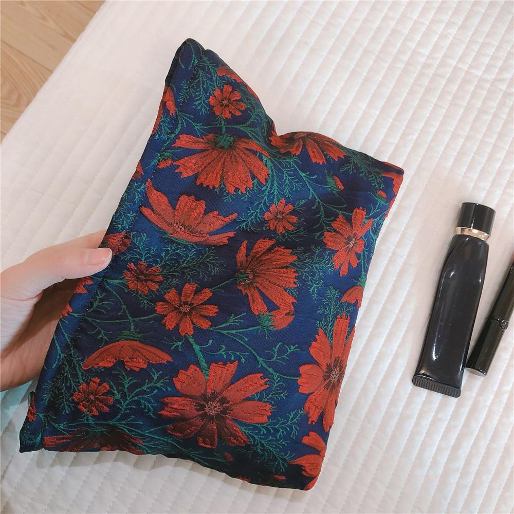 146 Retro Style Cosmetic Bag Large Makeup Bag Travel Toiletries Storage Pouch Zipper Closure Organizer for Women and Girls