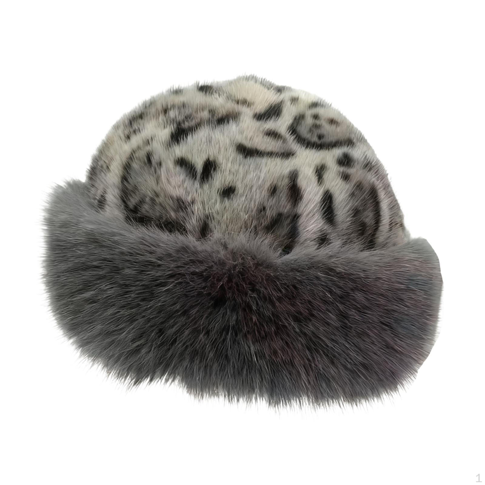 

A Thick And Warm Winter Hat, Ideal for Hiking, Trails, Outdoor Activities in Cold Weather. Dark Gray