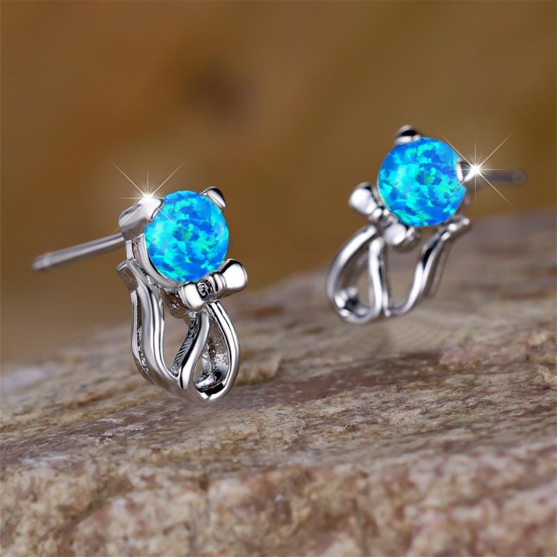 Fashion commuter cute cat stud earrings