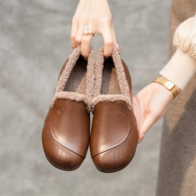 Mom Shoes Autumn and Winter New Cotton Shoes Medium and Soft Soles Comfortable Flat Bottom Leather Warm Fluff Single Shoes Wool Leather Shoes Women