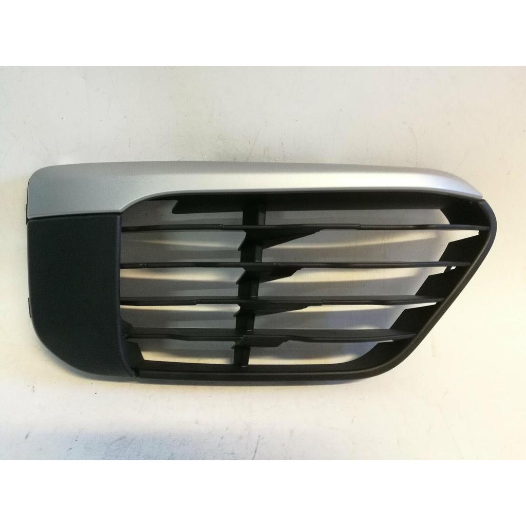 Compatible BMW X1/F49 Front Bumper Fog Light Frame Grille Accessories (51117453989, 51117453990)