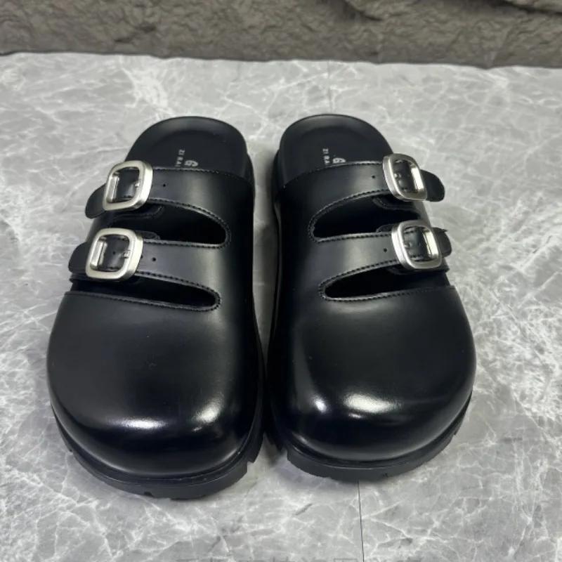 Fashion 2025 Summer New Covered Toe Slip-On Sandals Women Fashion Belt Buckle Minimalist Casual Comfortable Outdoor Flat Slipperszapatos