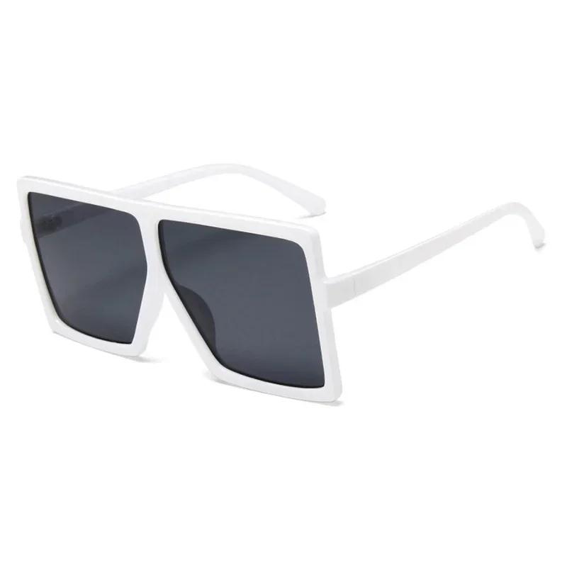 Fashion Luxury Designer Vintage Sunglasses Women Square Oversized Shades Trendy Party Travel Lady Glasses