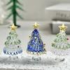 Kreative Weihnachtsbaum-Miniatur-Glasskulptur, handgefertigte mundgeblasene Glaskunst, Sammlerstücke und Weihnachtsgeschenke