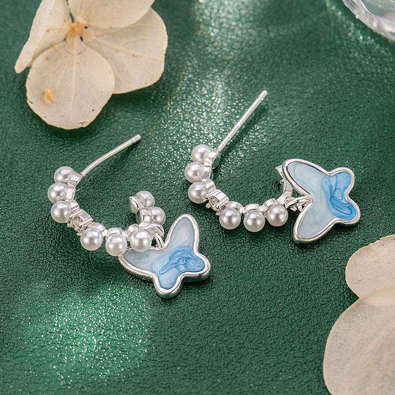 Pearl Blue & White Gradient Butterfly Stud Earrings - Elegant, High-End Design for Women