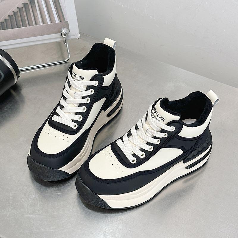 Thick-soled high-top shoes for women's ins cool new leather leather surface velvet muffin versatile sports and leisure board shoes