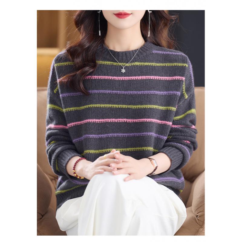 2025 Autumn/Winter Striped Color Block Slimming Knit Top