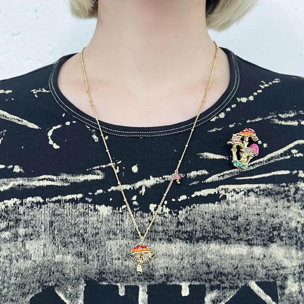 Anna Sui Mushroom Motif Necklace SAMN198855XR