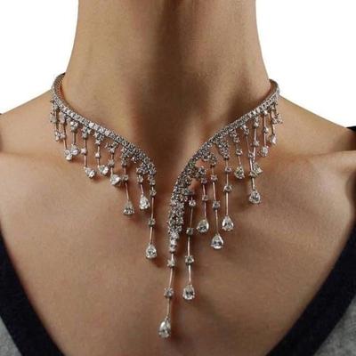 Collier à Franges Strass Flash Exagéré Col Haut de Gamme Accessoires de Banquet pour Femmes