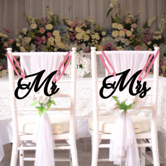 

1 Set Wedding Chair Signs Wooden Mr And Mrs Geometric Style Romantic Reusable Decorative DIY Bride Groom Hanging Chair Signs Flags Party Supplies