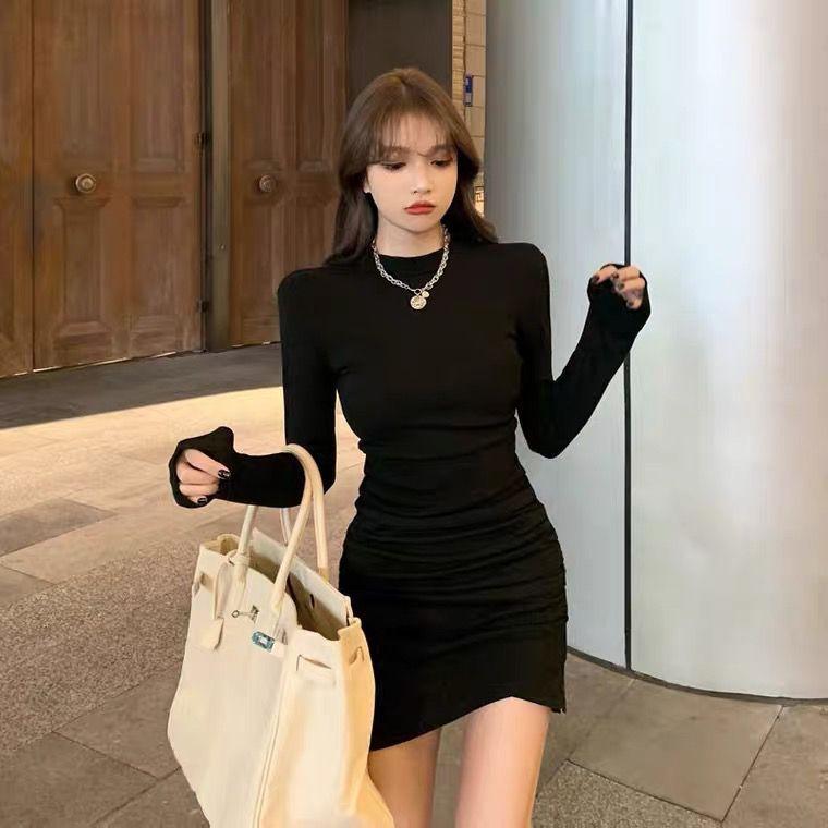 High-end gray sexy long-sleeved dress women's autumn new pleated high-waisted thin versatile hip-wrapped short skirt