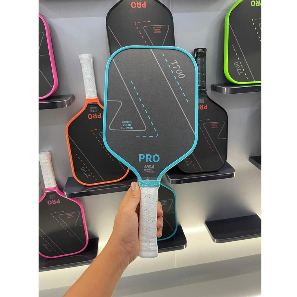 Graphite Pickleball Paddle with Textured Surface for Enhanced Spin