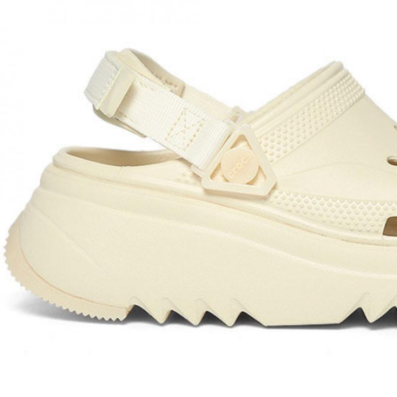 Crocs Hiker Xscape Clogs 208365 108