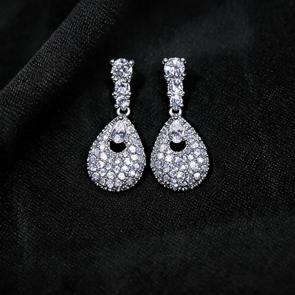 18k Gold Plated Silver Needle Zircon Teardrop Earrings - Luxury, High-End, Unique and Elegant Design