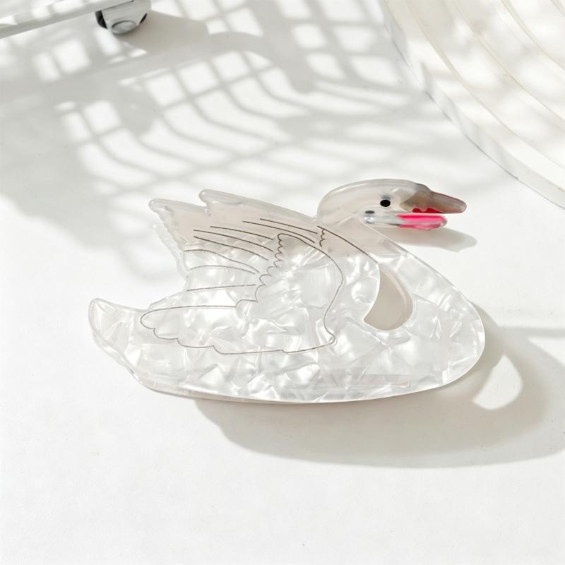 Cute Animal Hair Claw Clip, Compact PVC Hair Accessory for Daily Wear, Travel Styling and Decorative Hair Hold