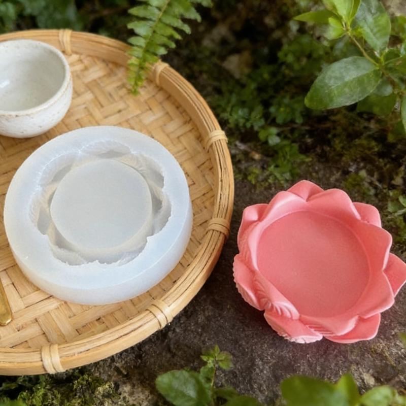 Premium Food Grade Silicone Flower Mold Perfect For Making Cake Ice Cubes And Soap Easy To Clean Baking Tool