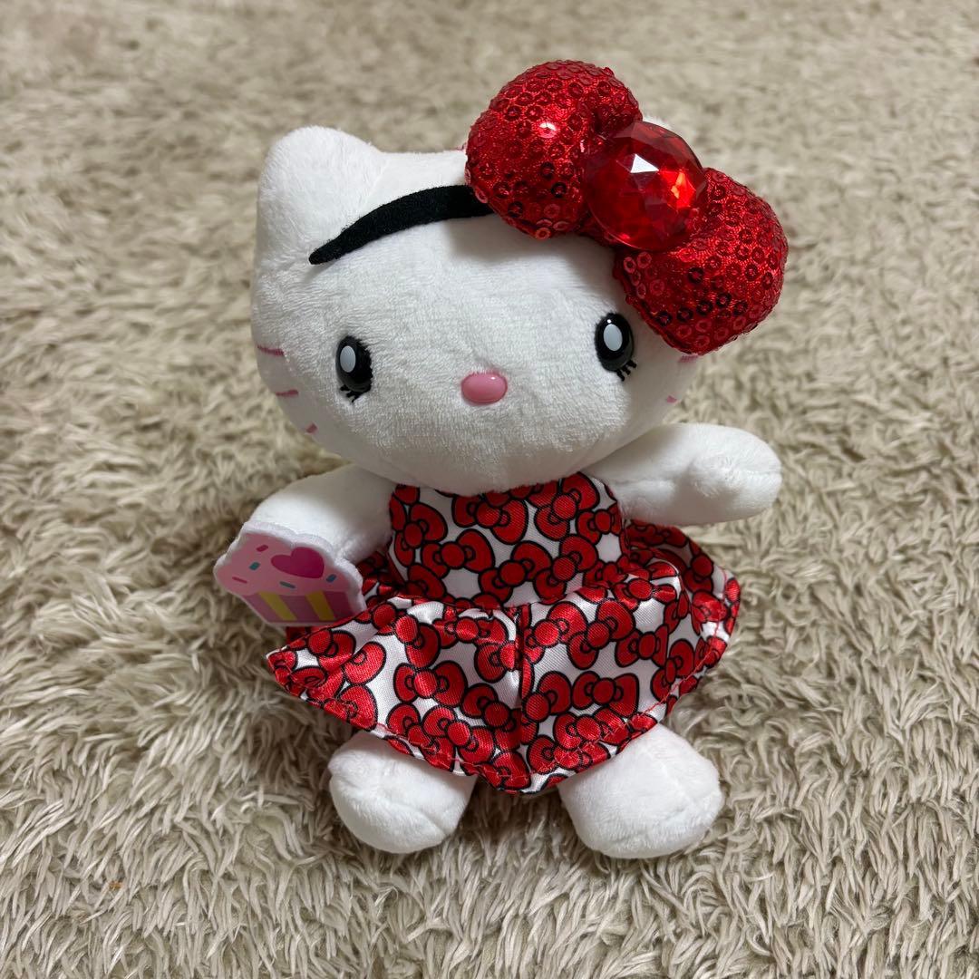 Univa USJ Hello Kitty Plush Keychain