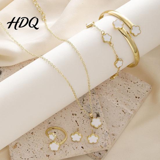 Lightweight Structure Jewelry Set 5Pcs/Set Women Lucky Flower Decor Sparkling Rhinestones Fashionable