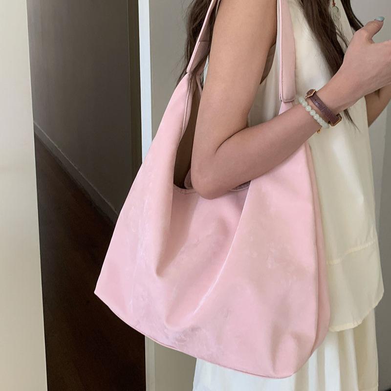 Textured Niche Single-shoulder Underarm Bag Crossbody Bag Women's Summer New Large-capacity Commuter Backpack