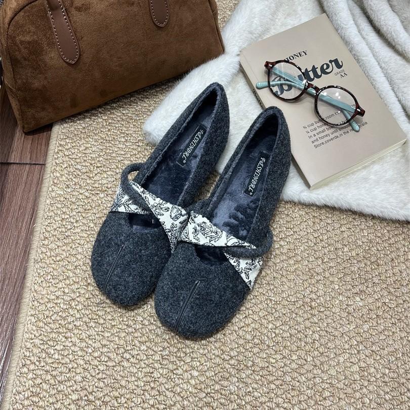 Retro Style~ Small Man Inner Height Increase Flat Ballet Shoes Women's 2025 Spring and Autumn New Temperament Bow Shoes