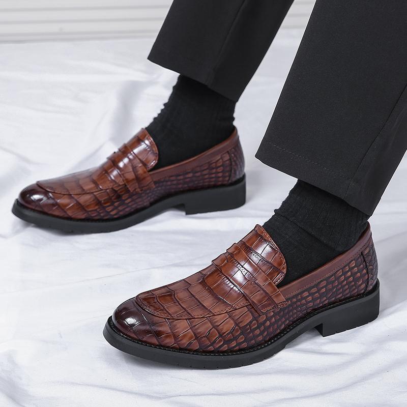 Mode Herren Slipper Luxusmarke Leder Businessschuhe Atmungsaktiv Slipper Einfarbig Formell Lässig Schuhe Handgefertigt Designer Herrenschuhe Mokassin