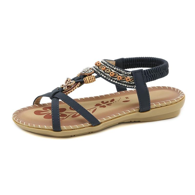 Spring new large-size flat-bottomed flower rhinestone sandals open-toe beach sandals