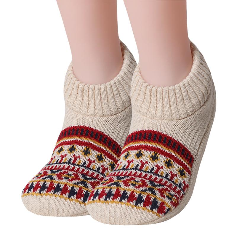 Unisex Autumn/Winter Classic Ethnic Print Warm Anti-Freeze Comfortable Soft Beige Friendly Versatile Floor Socks Cozy Couple Socks