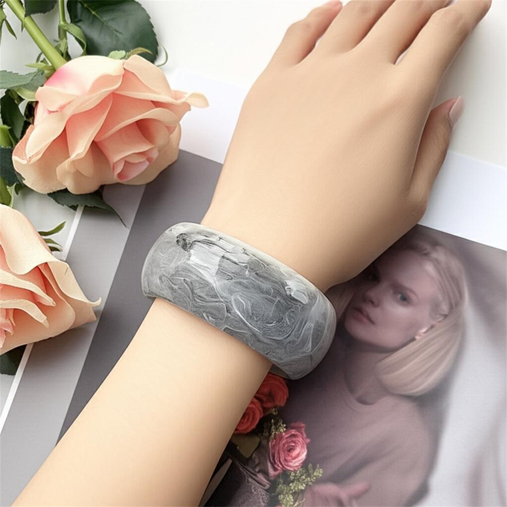 Mode Vintage Übertreibung Glänzend Klassisch Dick Harz Acryl Temperament Smudging Armreifen Geometrisch Rund Breit Armband