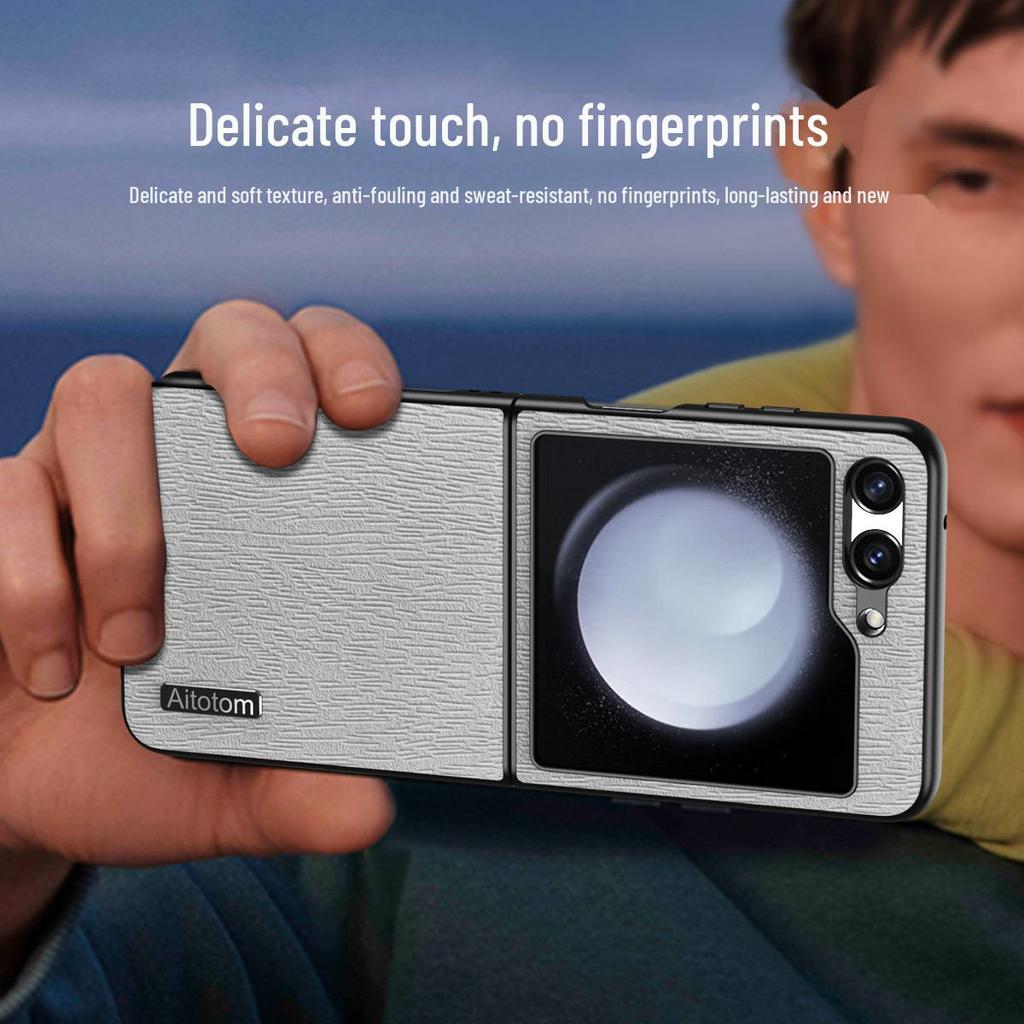 Samsung Z Flip5 Ultra-Thin Hard Shell Protective Case for Folding Screen – W23Flip Bark Design.
