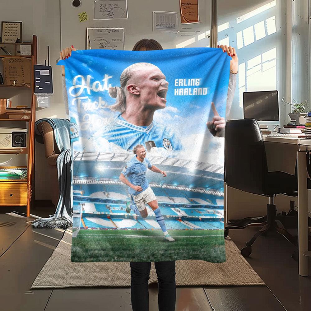 Haaland Football FlAannel Blanket, High Quality Comfortable for All Seasons, Home Decor, Warmth and Comfort