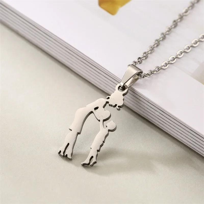 

Mom and Father Daughter Sun Family Necklace Stainless Steel Chain Children Silver Color Pendant Jewelry Women Mother s Day Gift
