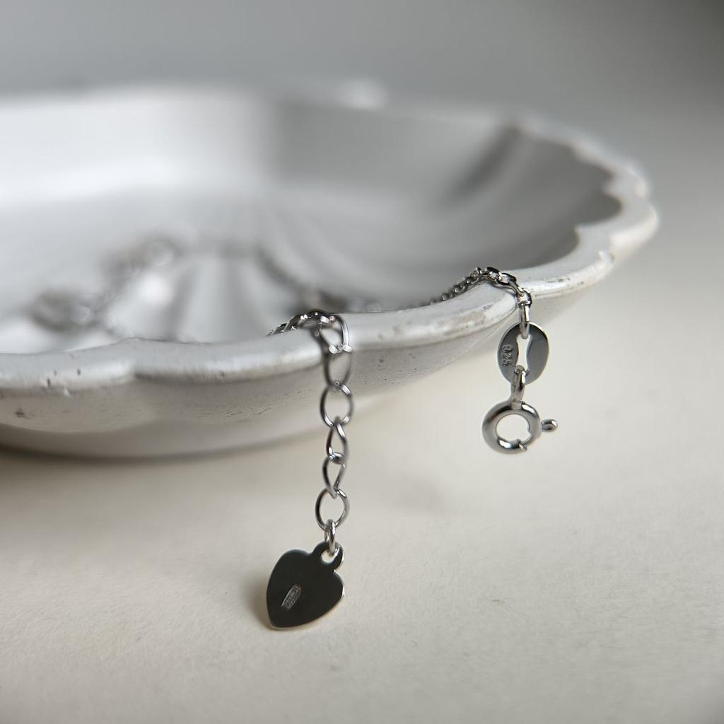 Серебряный браслет с фианитами, вес изделия 3,11 гр (2183891)