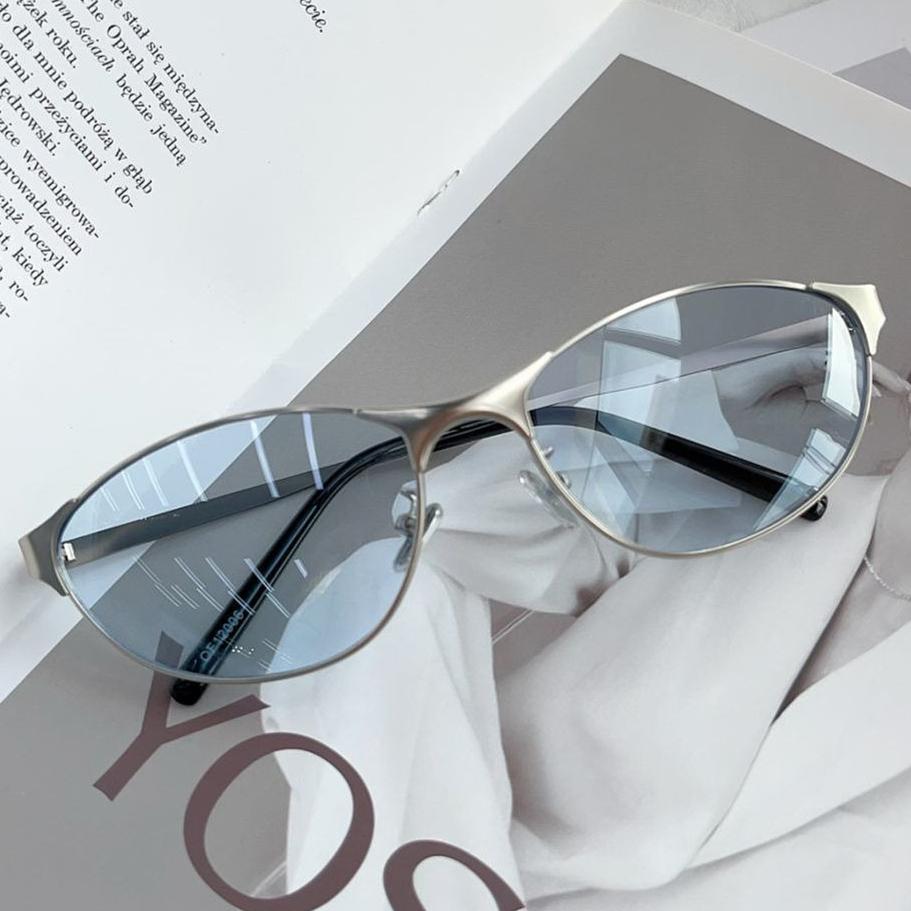 Y2K Metal Frame Cat Eye Sunglasses for Women Men Personalized Street Style Eyewear UV Protection Goggle Shades