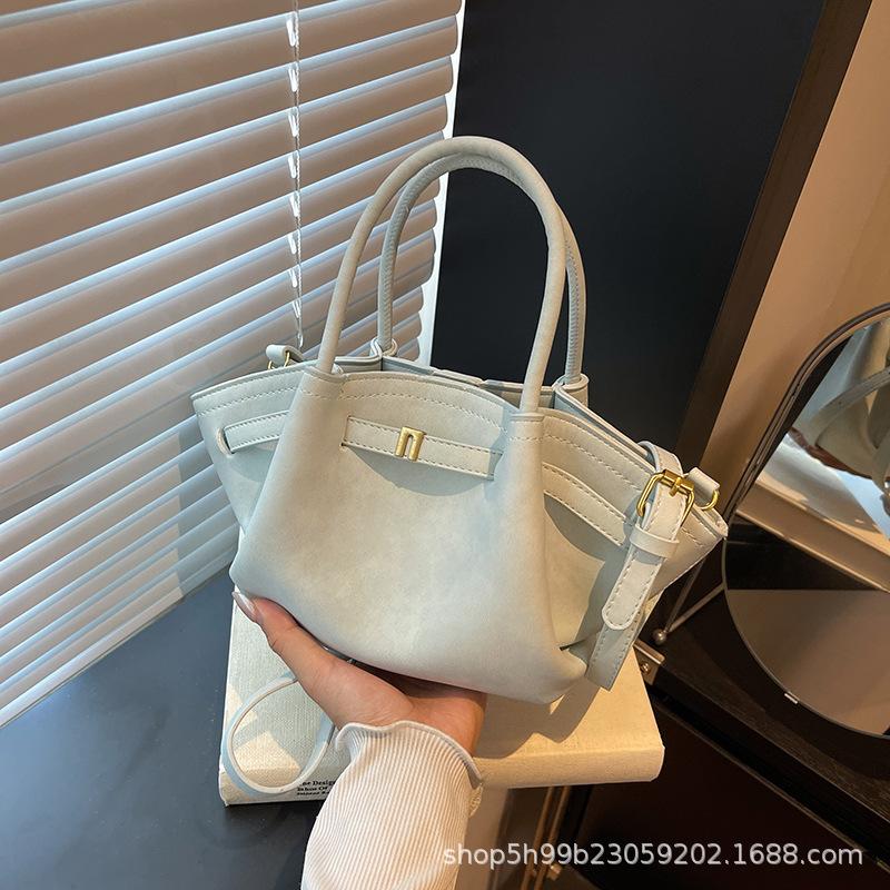 Niche Design A Matte Suede Portable Shoulder Messenger Bag Bag Leather Buckle Small Bag New