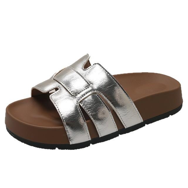 Popular flat bottom one-word drag women's summer wear 2025 new fashion skirt soft bottom high-end versatile sandals