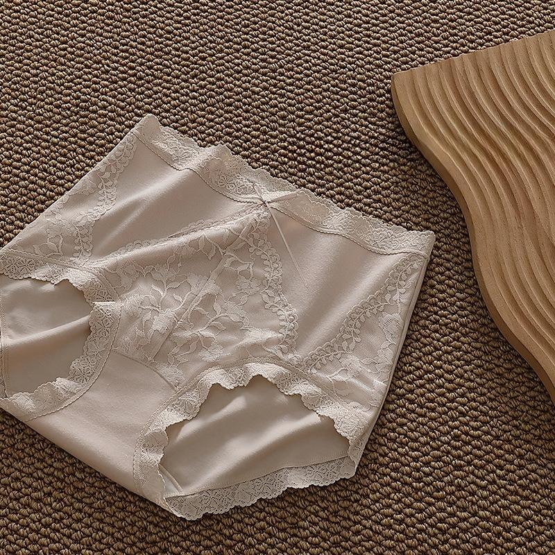 Women's Mid-waist Panties Are Soft, Comfortable, Breathable, Skin-friendly, Cute and Sexy, Daily with White Fungus Edges