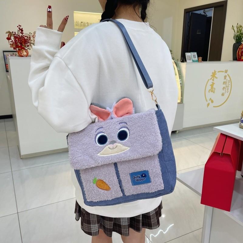 Adorable Plush Animal Pattern Handbag For Girls Spacious Commuting And School Use