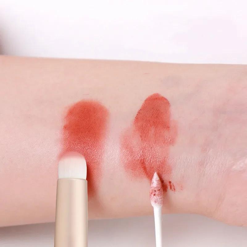 Malý štětec na rty s krytem Přenosný štětec na rty Beauty Makeup Štětec Vysoká kvalita s krytem štětec na rtěnku s kulatou hlavou Doporučeno