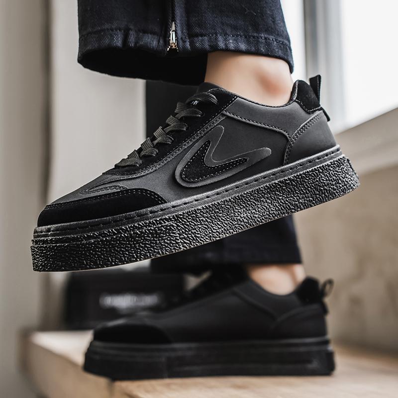 Men 's Casual Four Seasons Fashion Students Skateboarding Comfortable Sneakers Boys Trending Soft Sole Breathable Shoes