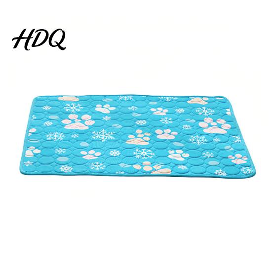 Portable Pet Cooling Pad Dog Mat Washable Summer Mat Bed for Dogs And Cats Indoor Outdoor Use Multi-functional